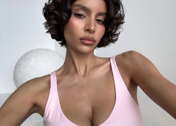 Стримерша Mugretnug — слив горячих фото и видео Кристины